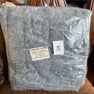 Owen Mfg. Co. Disaster Blanket 60” X 80” (Perfect for Emergency Preparedness)
